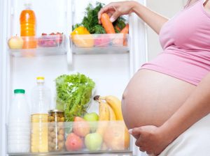 Ăn mặn khi mang thai và 5 điều mẹ bầu cần biết sớm