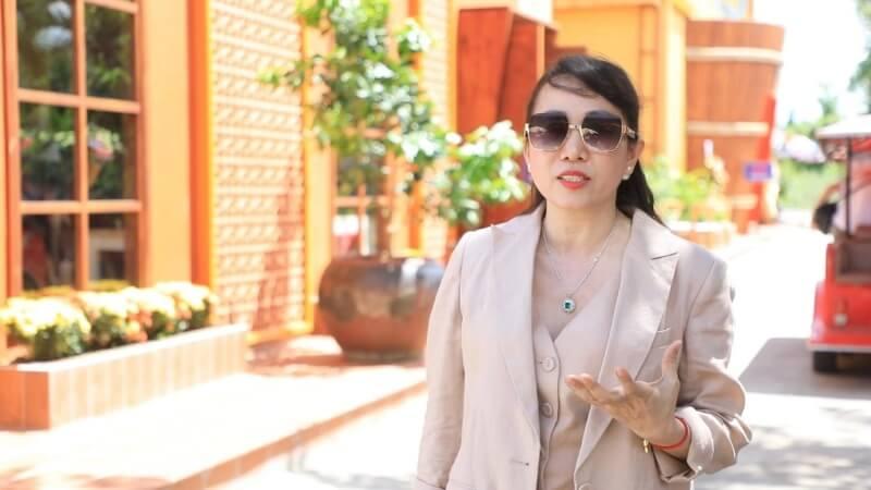 Chị Mai Phương chia sẻ cảm xúc về hành trình chai nước mắm